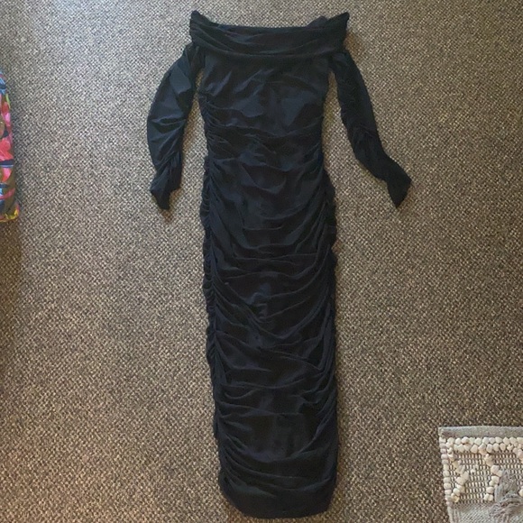 Ruched Maxi Dress - Picture 3 of 4